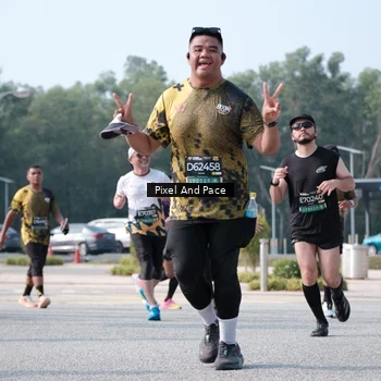 Runner Photo 6792629