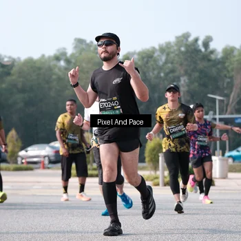 Runner Photo 6792653