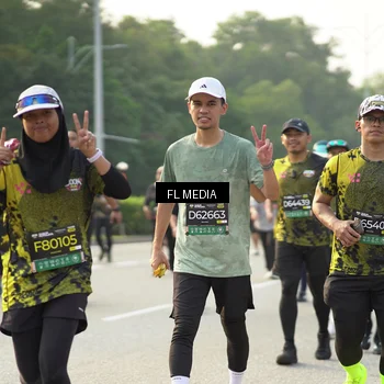 Runner Photo 6792675
