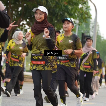 Runner Photo 6792689