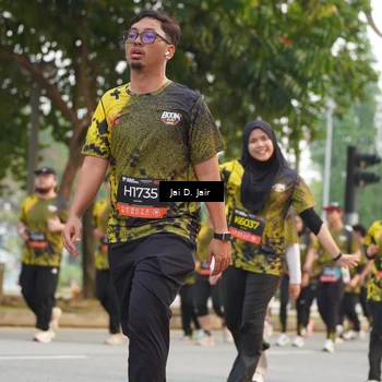 Runner Photo 6792699