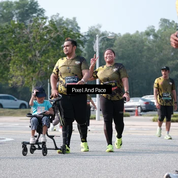 Runner Photo 6792708