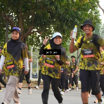 Runner Photo 6792717