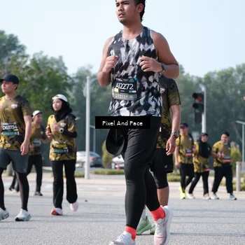 Runner Photo 6792743