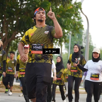 Runner Photo 6792745