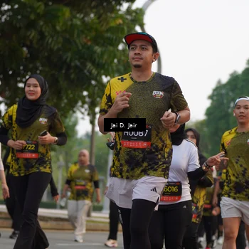 Runner Photo 6792756