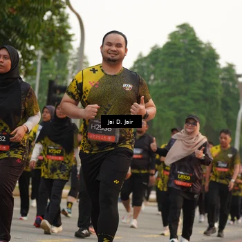 Runner Photo 6792799