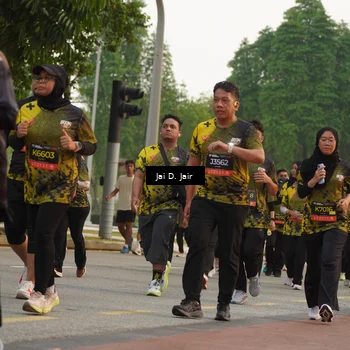 Runner Photo 6792810