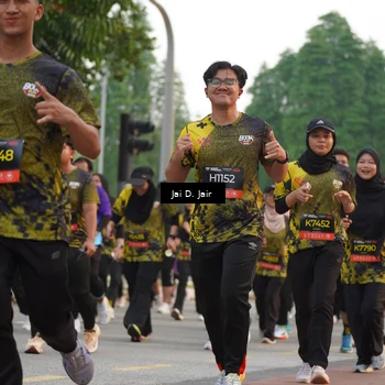 Runner Photo 6792834