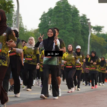 Runner Photo 6792859
