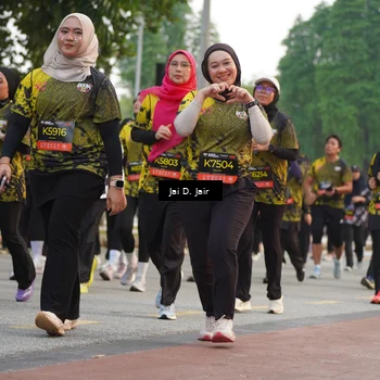 Runner Photo 6792878