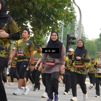 Runner Photo 6792913