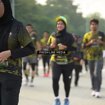 Runner Photo 6792976
