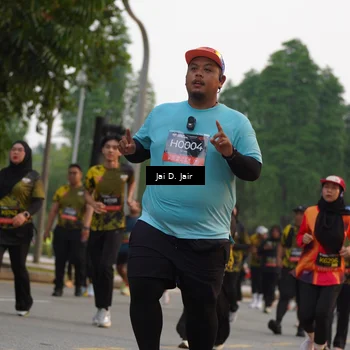 Runner Photo 6792981