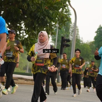 Runner Photo 6792988