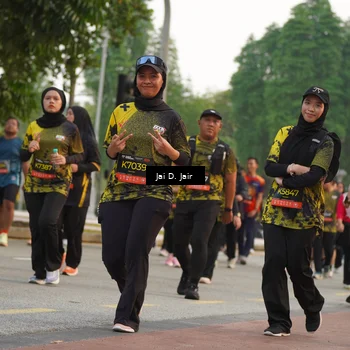 Runner Photo 6792995