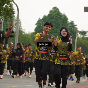 Runner Photo 6793011