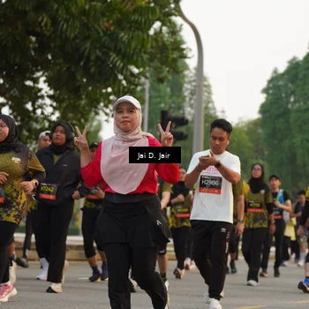Runner Photo 6793017