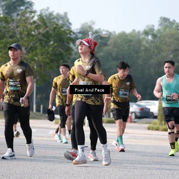 Runner Photo 6793024