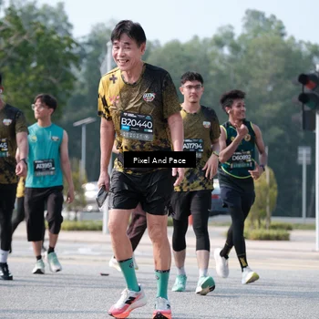 Runner Photo 6793026