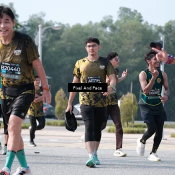 Runner Photo 6793027