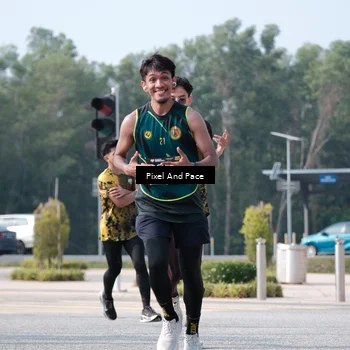 Runner Photo 6793060
