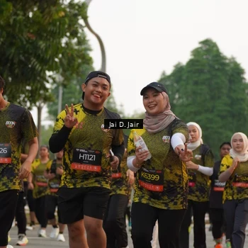 Runner Photo 6793082