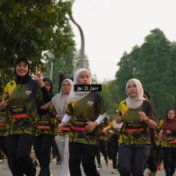 Runner Photo 6793094