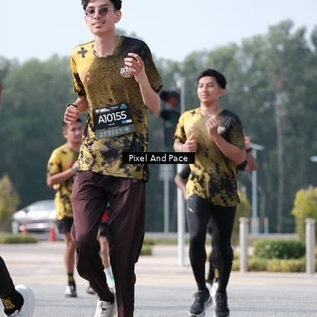 Runner Photo 6793104