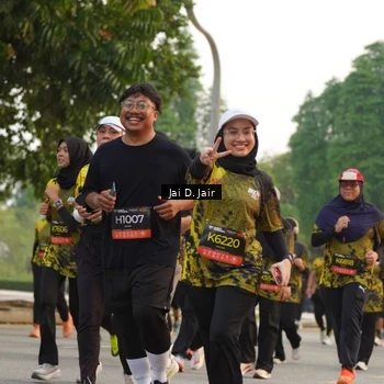 Runner Photo 6793136