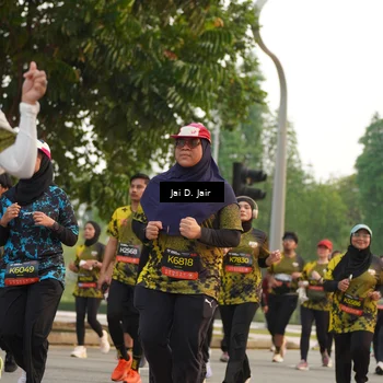 Runner Photo 6793139