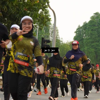 Runner Photo 6793143