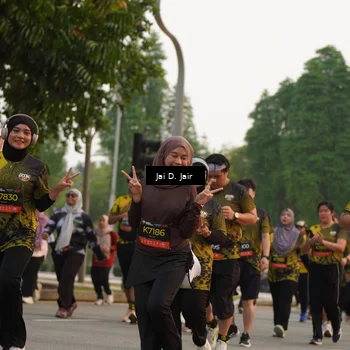 Runner Photo 6793153
