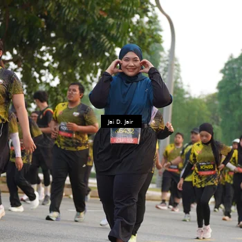 Runner Photo 6793188
