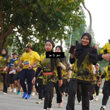 Runner Photo 6793214