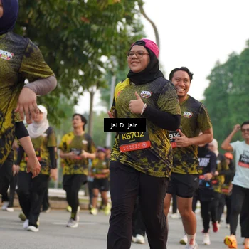 Runner Photo 6793241