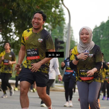 Runner Photo 6793252