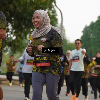 Runner Photo 6793258