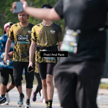 Runner Photo 6793263