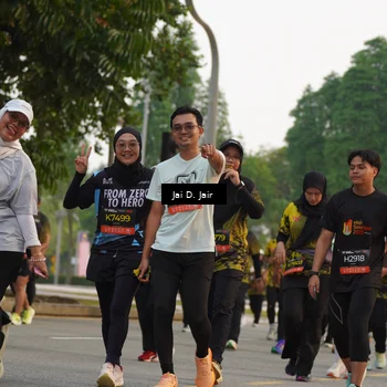 Runner Photo 6793277