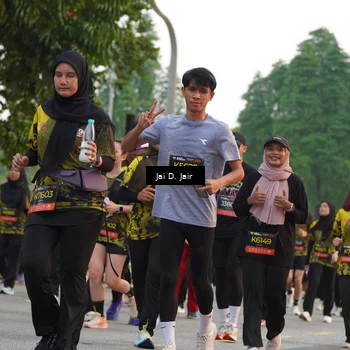 Runner Photo 6793287