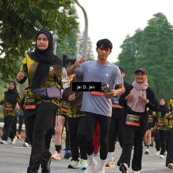 Runner Photo 6793293