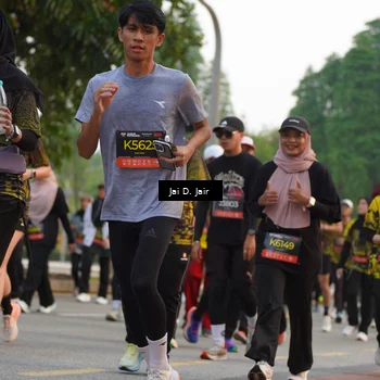 Runner Photo 6793297