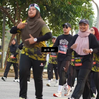 Runner Photo 6793310