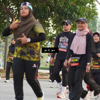 Runner Photo 6793318