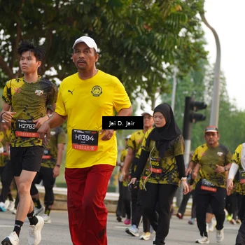 Runner Photo 6793347