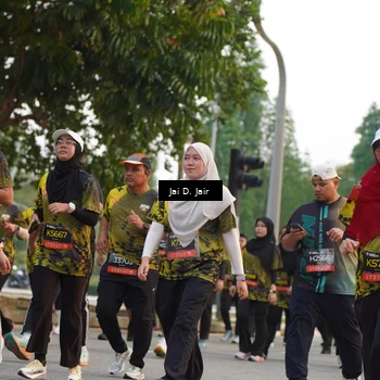Runner Photo 6793354