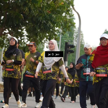 Runner Photo 6793356