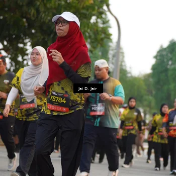 Runner Photo 6793368