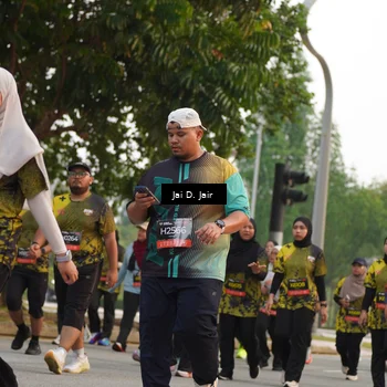 Runner Photo 6793374